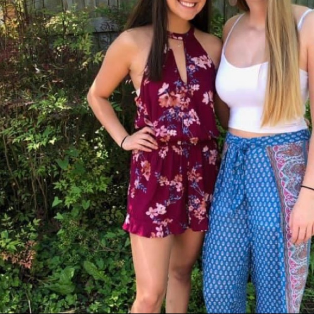 Floral sleeveless romper